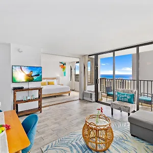1br With Great Ocean Views, 1 Block To Waikiki United States